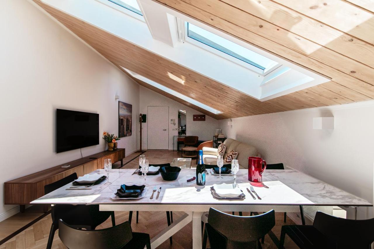 Attic 64 - The House Of Travelers Apartment *