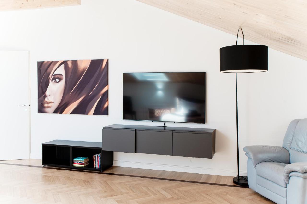 Attic 64 - The House Of Travelers Apartment Como